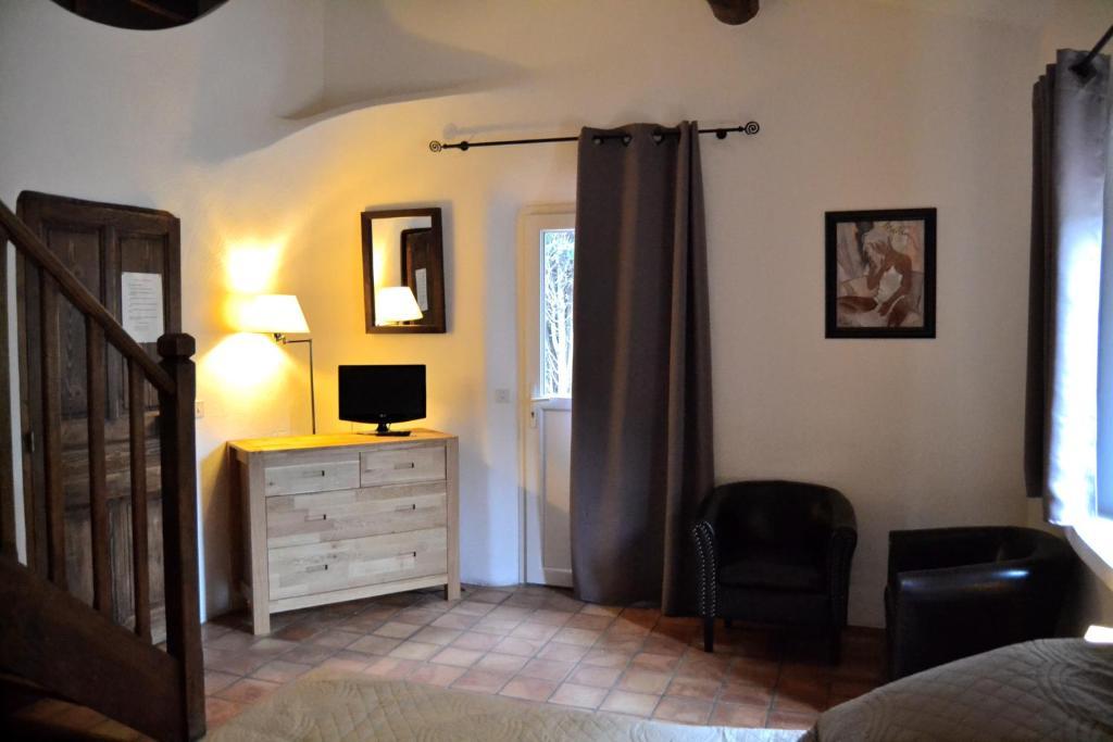 Auberge D'Anais Entrechaux Екстериор снимка
