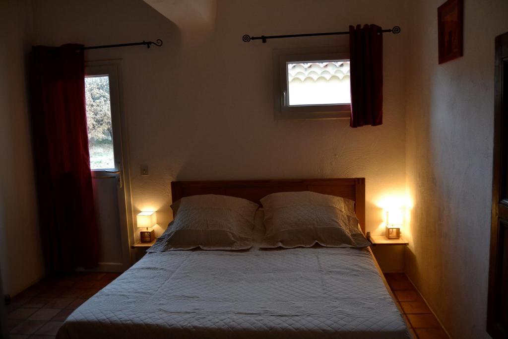 Auberge D'Anais Entrechaux Екстериор снимка