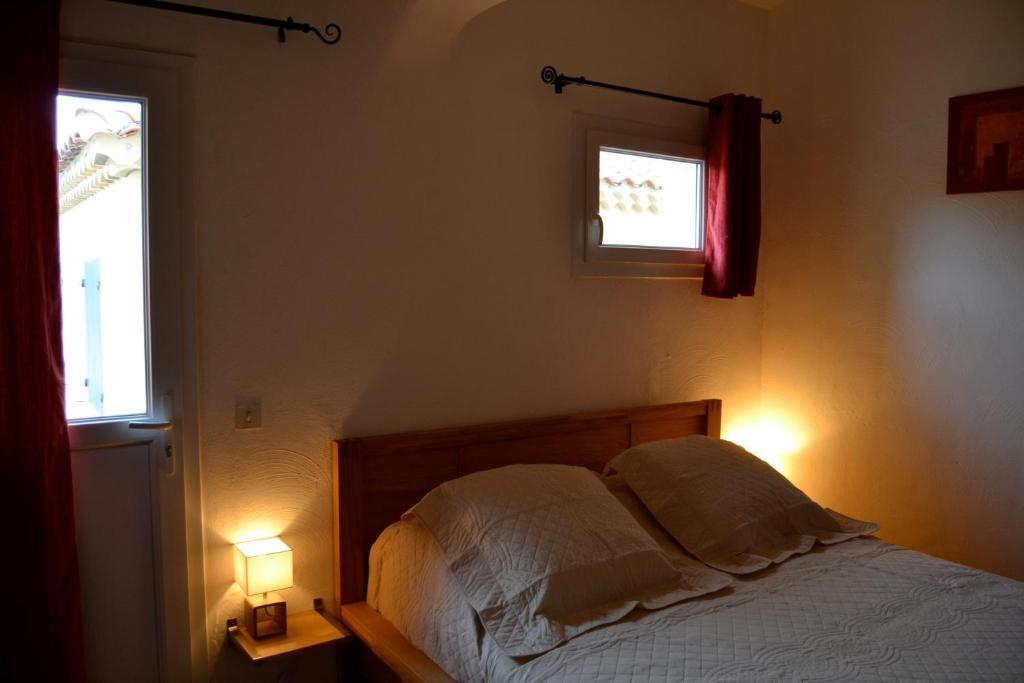 Auberge D'Anais Entrechaux Екстериор снимка